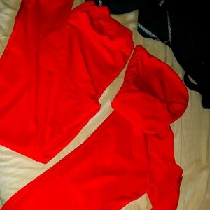 Red size M top n matching legging